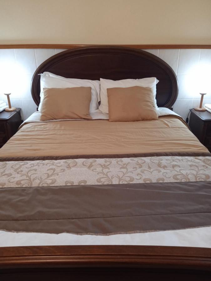 Guest house Porto Cruz House